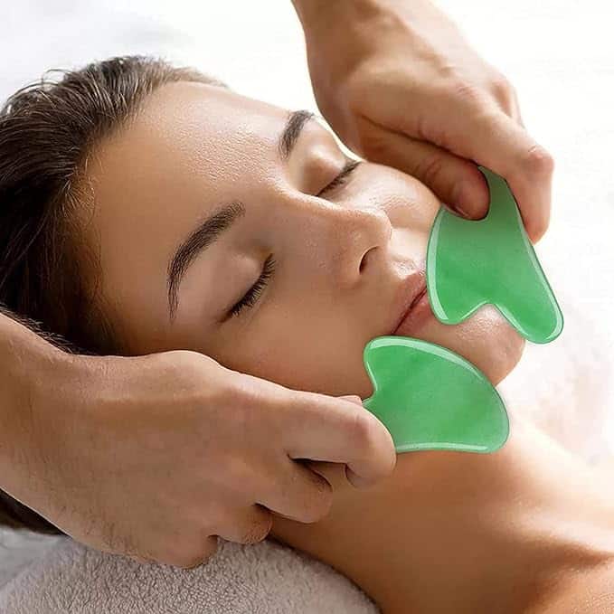 BeautyLabs Masážní kámen Gua Sha, zelený 4 61B3wBEUrS. AC SX679